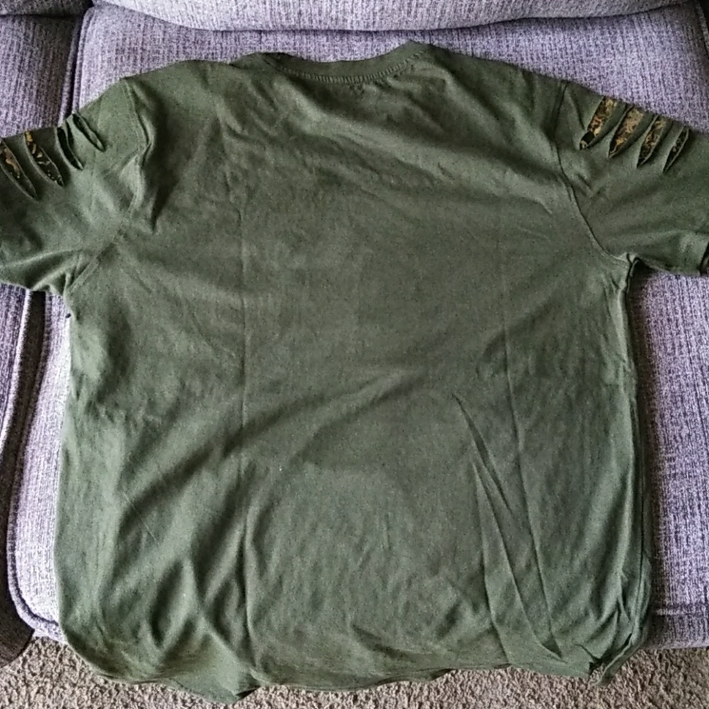 Shirt - Picture 2 of 2